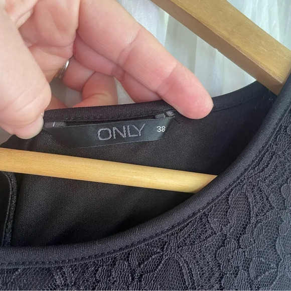 Only Black Lace Sleeveless Party Dress, 38 - Picture 5 of 13